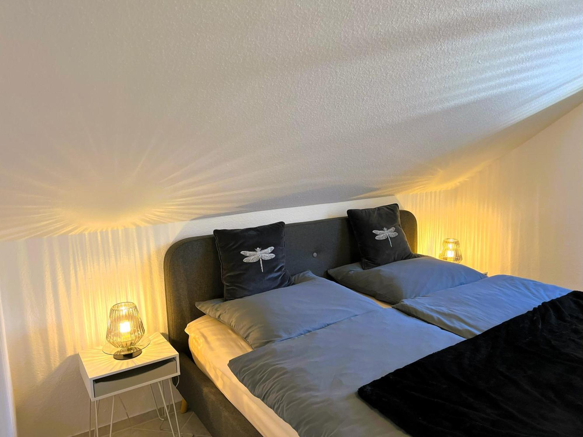 Zentrale Ferienwohnung Am Buhlschen Park In Deidesheim Dış mekan fotoğraf